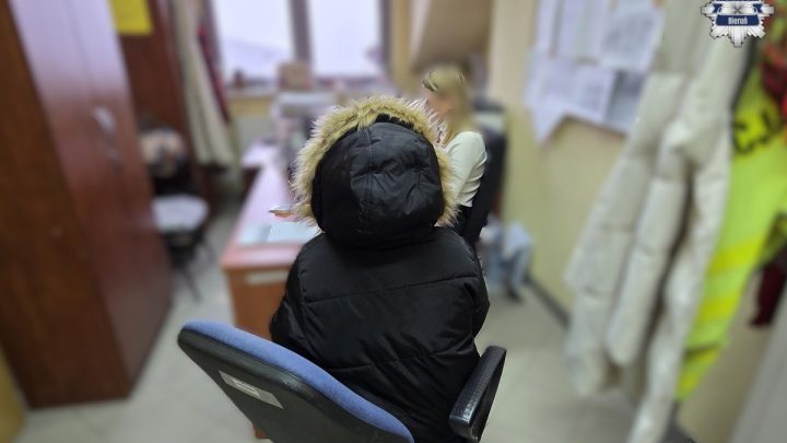 Pościg w Bojszowach. Nietrzeźwa kierująca z dzieckiem w aucie zatrzymana przez policję.