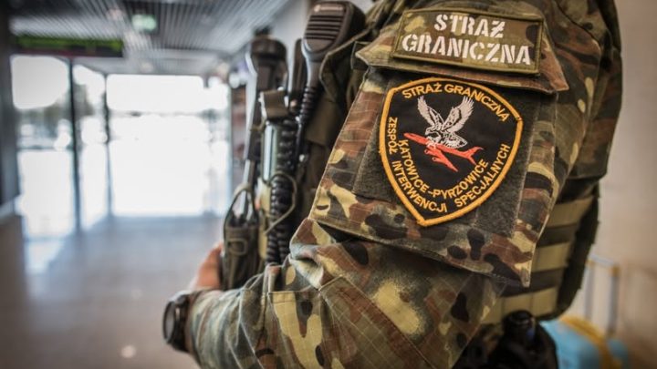 Intensywna doba na lotnisku w Pyrzowicach. Zatrzymania, odmowy wjazdu i kontroli granicznych nie brakowało.