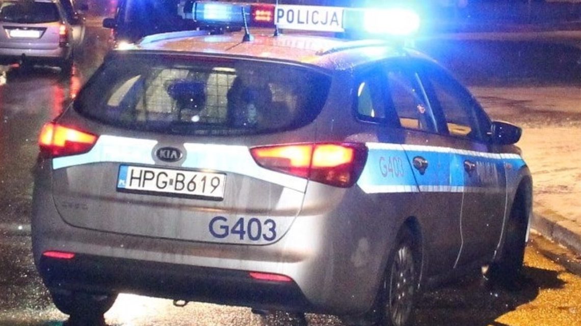 Weekend na śląskich drogach: 12 wypadków i tragiczny finał w powiecie żywieckim.