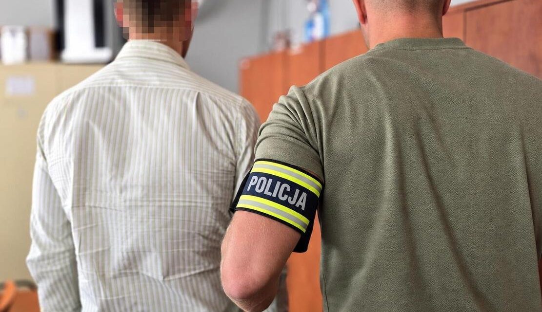 Rozbój na przystanku w Raciborzu. 37-latek zatrzymany przez policję.