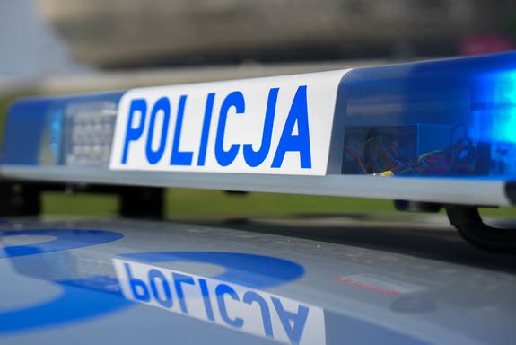 Przyjechał samochodem na komendę. Policjanci wyczuli od 65-latka alkohol.